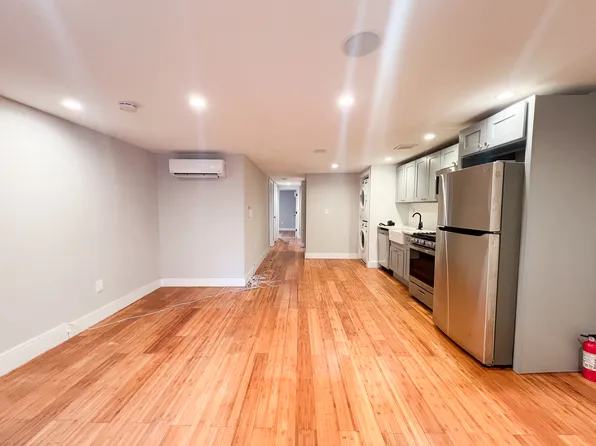 389 Monroe Street image 1 of 10