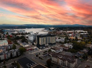 622 Admirals Rd #1009, Esquimalt, BC V9A2N7