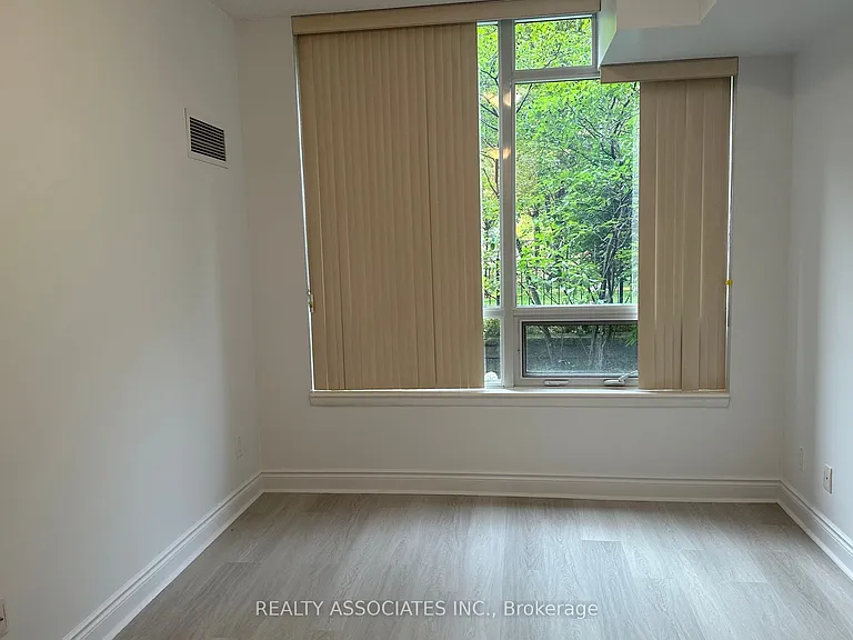 23 Cox Blvd #181 — Photo 4