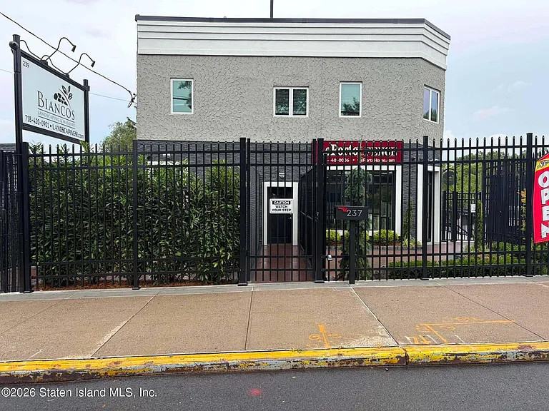 237 South Ave — Photo 14