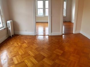 3252 45th St APT 2F, Astoria, NY 11103