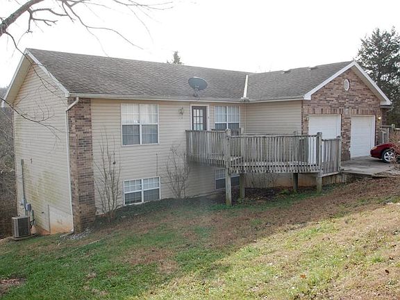 5th image of 25 Lakeshore Dr