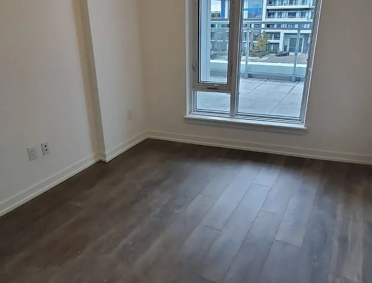 2520 Eglinton Ave W #301 — Photo 11