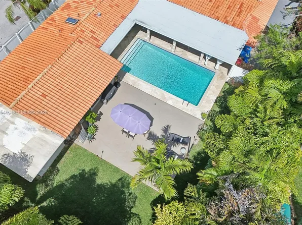 360 Menores Ave, Miami, FL 33134