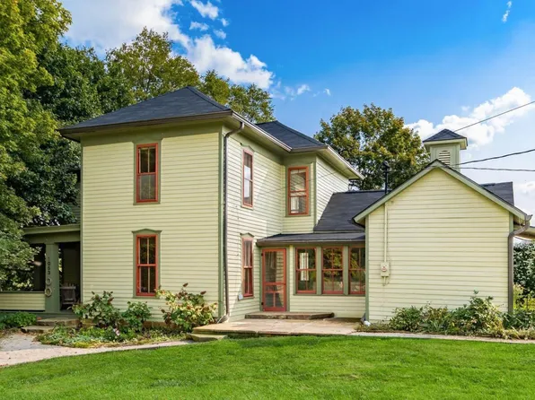 1053 Hayes Rd SW, Granville, OH 43023