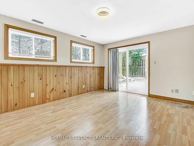 7848 Castlederg Side Rd — Photo 11