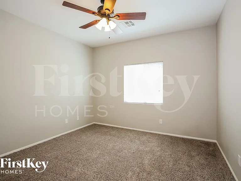 6137 River Belle St — Photo 12