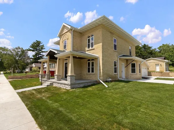 805 West Conant Street, Portage, WI 53901