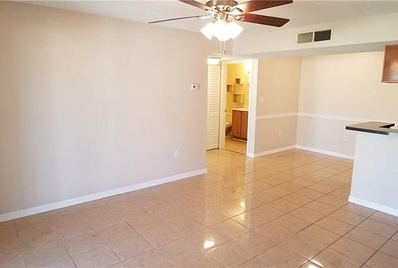 4th image of 703 Parsons Lake Path Unit 205
