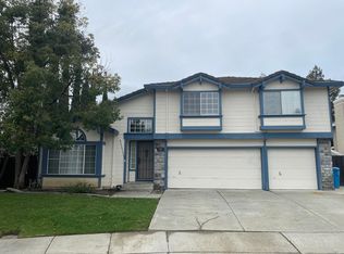 696 Harvard Ct, Vacaville, CA
