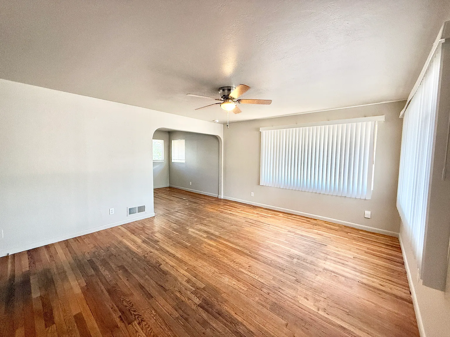 3 bed, $1,995 — Photo 4