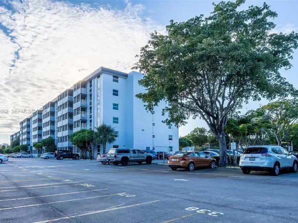 16851 NE 23rd Ave #A308, North Miami Beach, FL 33160