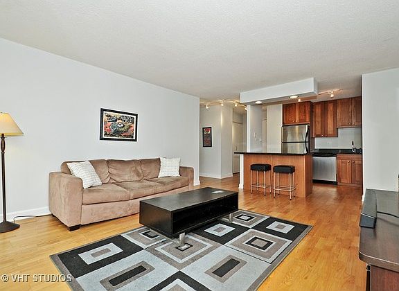 Kitchen / Living Room