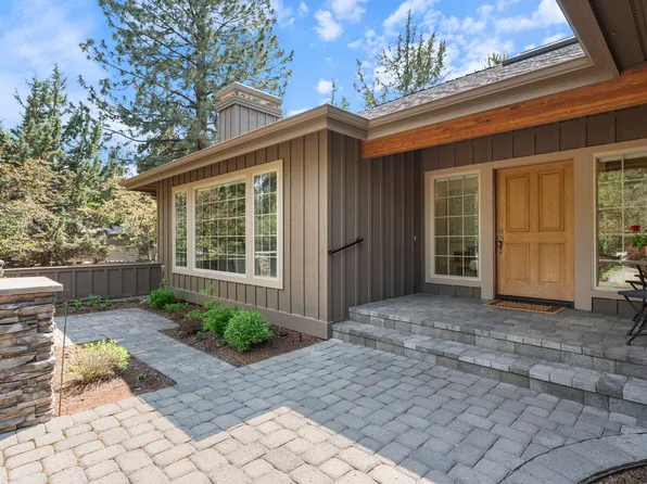 3013 NW Melville Dr, Bend, OR 97703