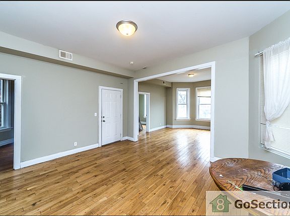 4th image of 7432 S Blackstone Ave