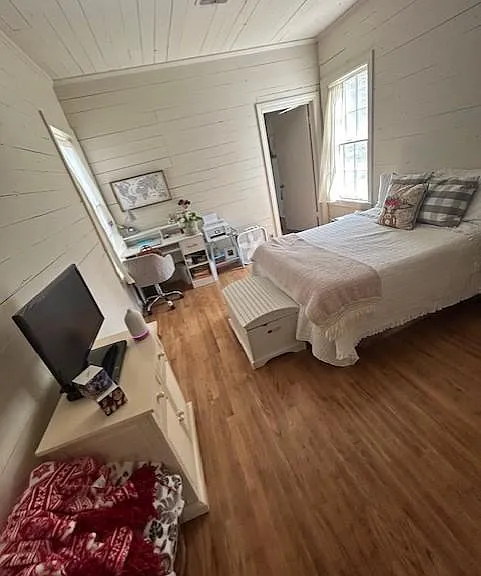 701 University Blvd — Photo 12