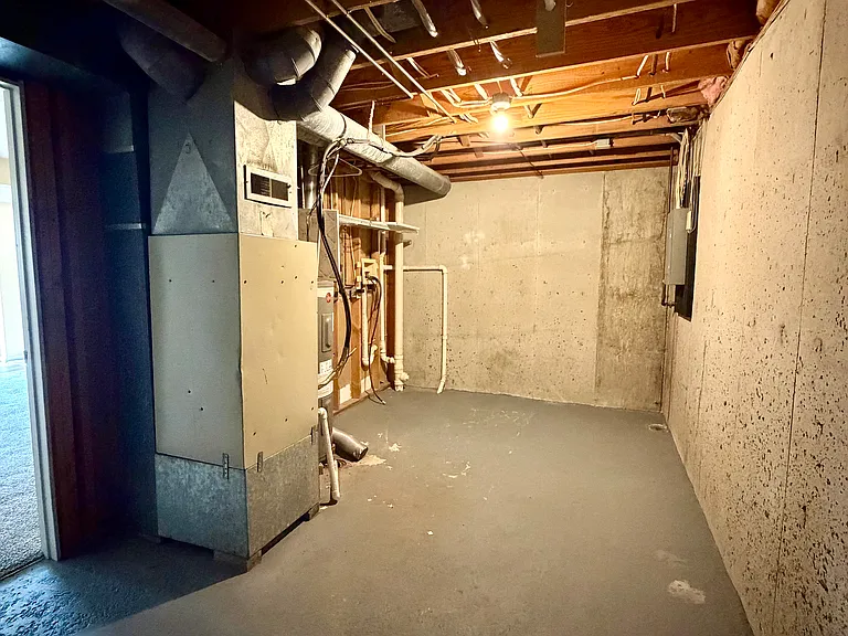 190 Dell St #3 — Photo 17