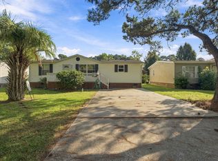 3252 Lyndon Dr, Little River, SC 29566