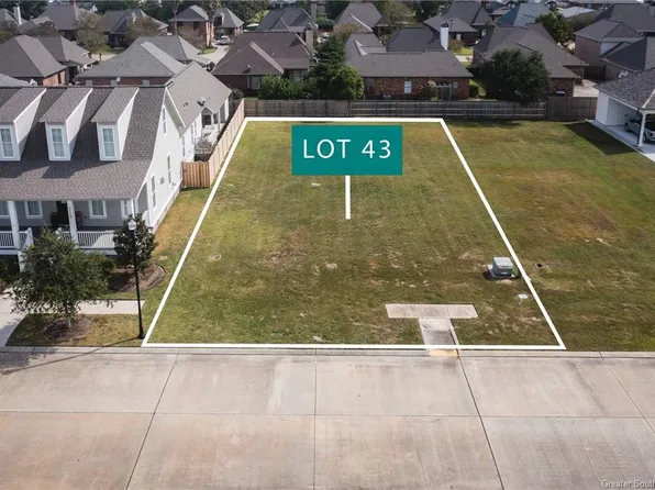 2123 Saint Joseph Ave, Lake Charles, LA 70601