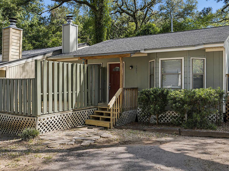 1st image of 1507 Twin Lakes Cir