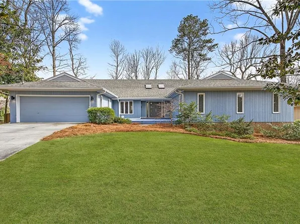 5209 Pine Bark Ln, Atlanta, GA 30338