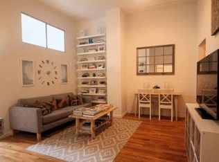 27 W 15th St APT 2R, New York, NY 10011
