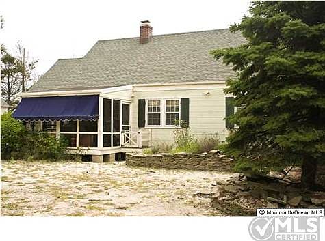 2nd image of 999 Barnegat Ln