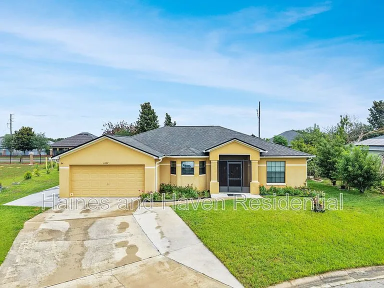 1207 Coda Ct — Photo 1