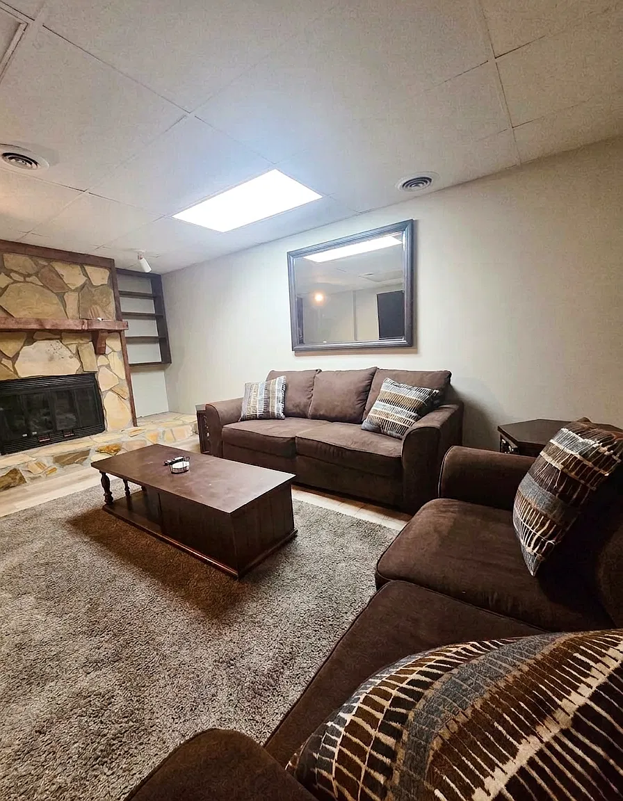 2052 Brook Valley CT, Unit B — Photo 2