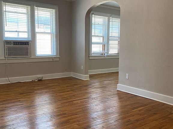 5th image of 2501 E Douglas Ave #12