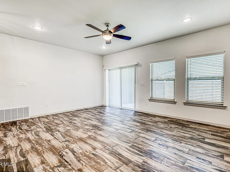 6557 Toivoa Pl — Photo 13