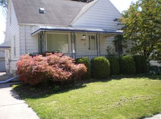 15364 Semrau Ave, Eastpointe, MI 48021