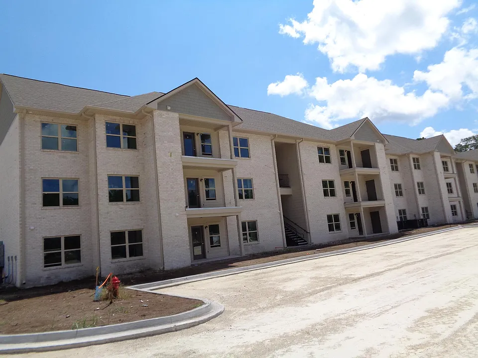 Building Photo 3