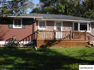 6 Highland Park Ct, Mason City, IA 50401