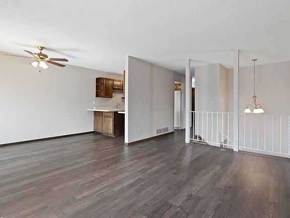 3rd image of 6855 Macbeth Ct