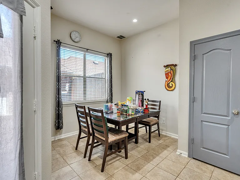 306 Heritage Shr — Photo 7