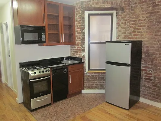 Rented by Town Residential | media 8