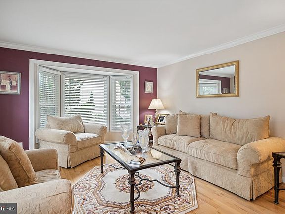 2nd image of 43193 Belgreen Dr
