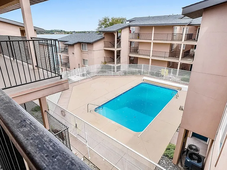 2900 W Marina Dr #303 — Photo 3