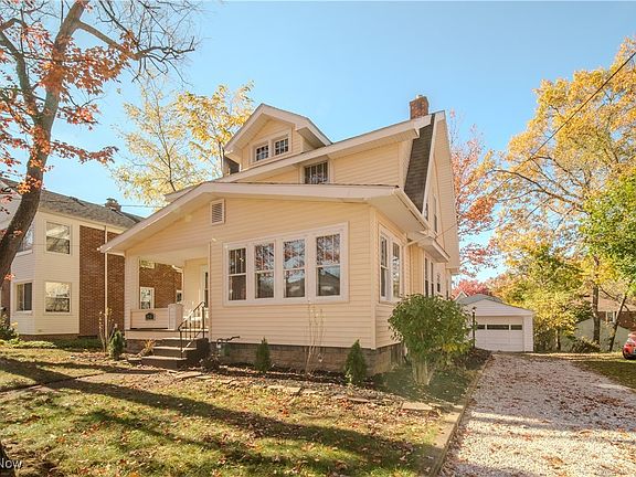 2nd image of 2046 11th St
