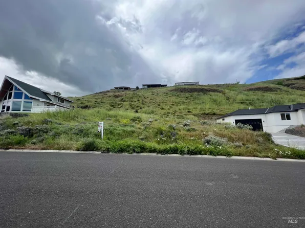 64 Appleford Ct, Asotin, WA 99402