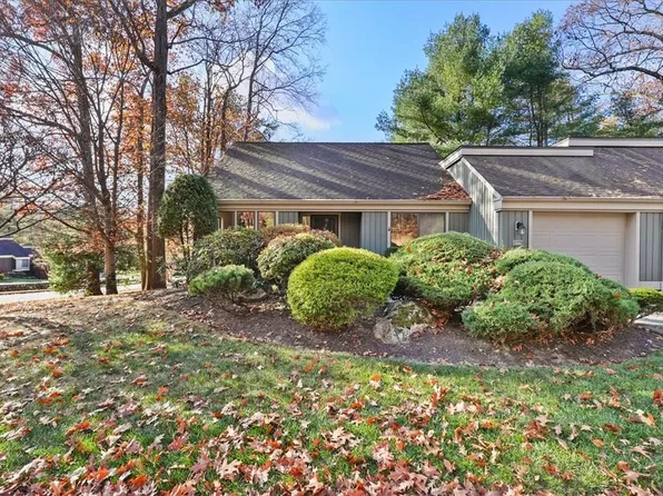 564 Heritage Hills #A, Somers, NY 10589