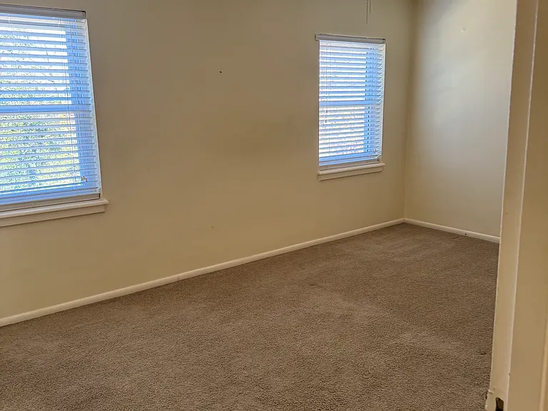 501 Milledge Rd #19C — Photo 4