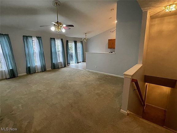 4th image of 1611 Poplar Ln