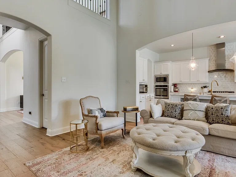2313 Westlake Ct — Photo 5