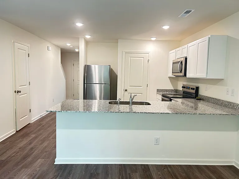 796 Smokey Ridge Rd — Photo 7