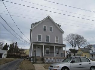 24 Hobart St, Westerly, RI 02891