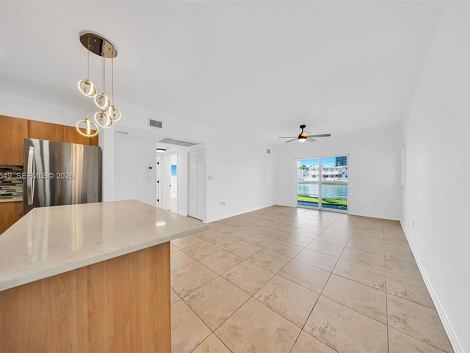 1st image of 6905 Bay Dr APT 16