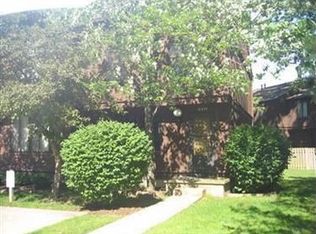 10235 Spinnaker Run, Aurora, OH 44202