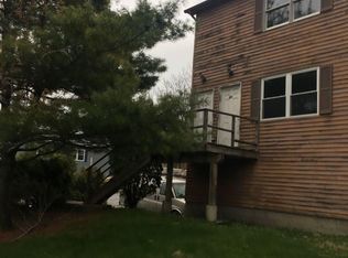 56 Williamsburg Dr, Newburgh, NY 12550